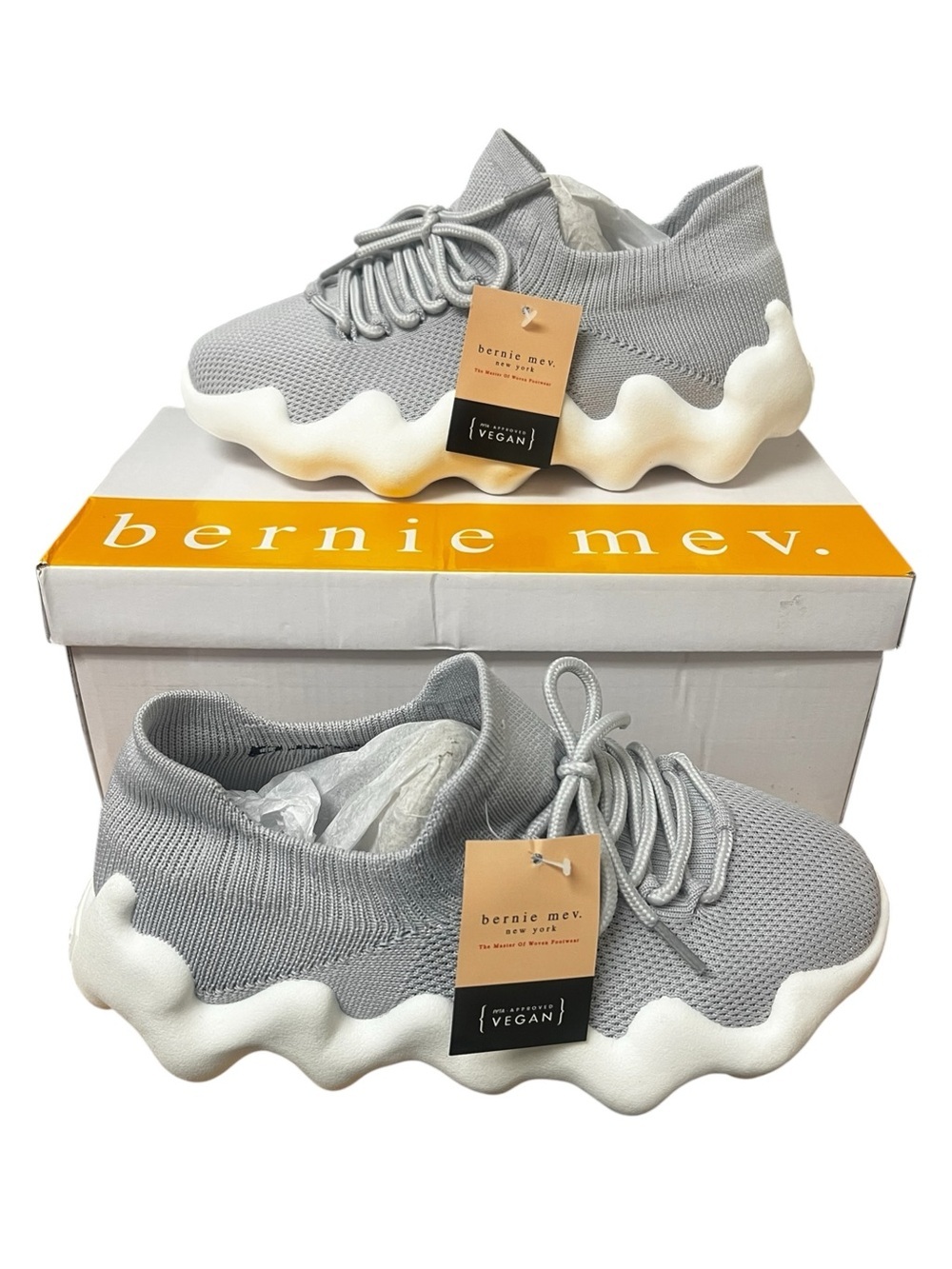 Bernie Mev Women’s Gray Chunky Knit Lace Up Comfort Sneakers EU 39 US 8 Casual